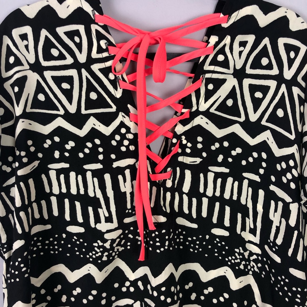 Very Jo Black & Cream Top - Picture 5 of 8